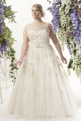 Bridal Dress: CALLISTA FALL 2014 BRIDAL Collection: 4239 - Milan - For Brides With Curves 

 