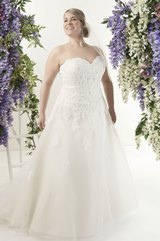 Bridal Dress: CALLISTA FALL 2014 BRIDAL Collection: 4246 - Sardinia - For Brides With Curves 

 