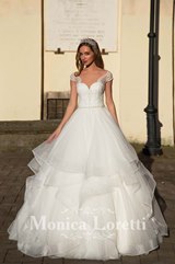 Bridal Dress: Monica Loretti 2017 Collection - 4185 - NIKA + RUFFLES  