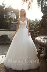 Bridal Dress: Monica Loretti 2017 Collection - 4203 - NIKA  