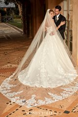 Bridal Dress: Sophia Tolli SPRING 2020 Collection - Y12024 - Alessandra 

 