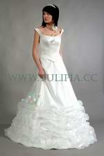 Bridal Dress: Tulipia - Vanilla  